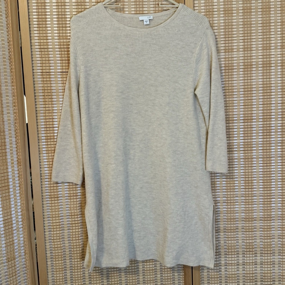J Jill Womensโ M Beige Round Neck Sweater Ribbed 3/4 Sleeves Wool Blend Soft